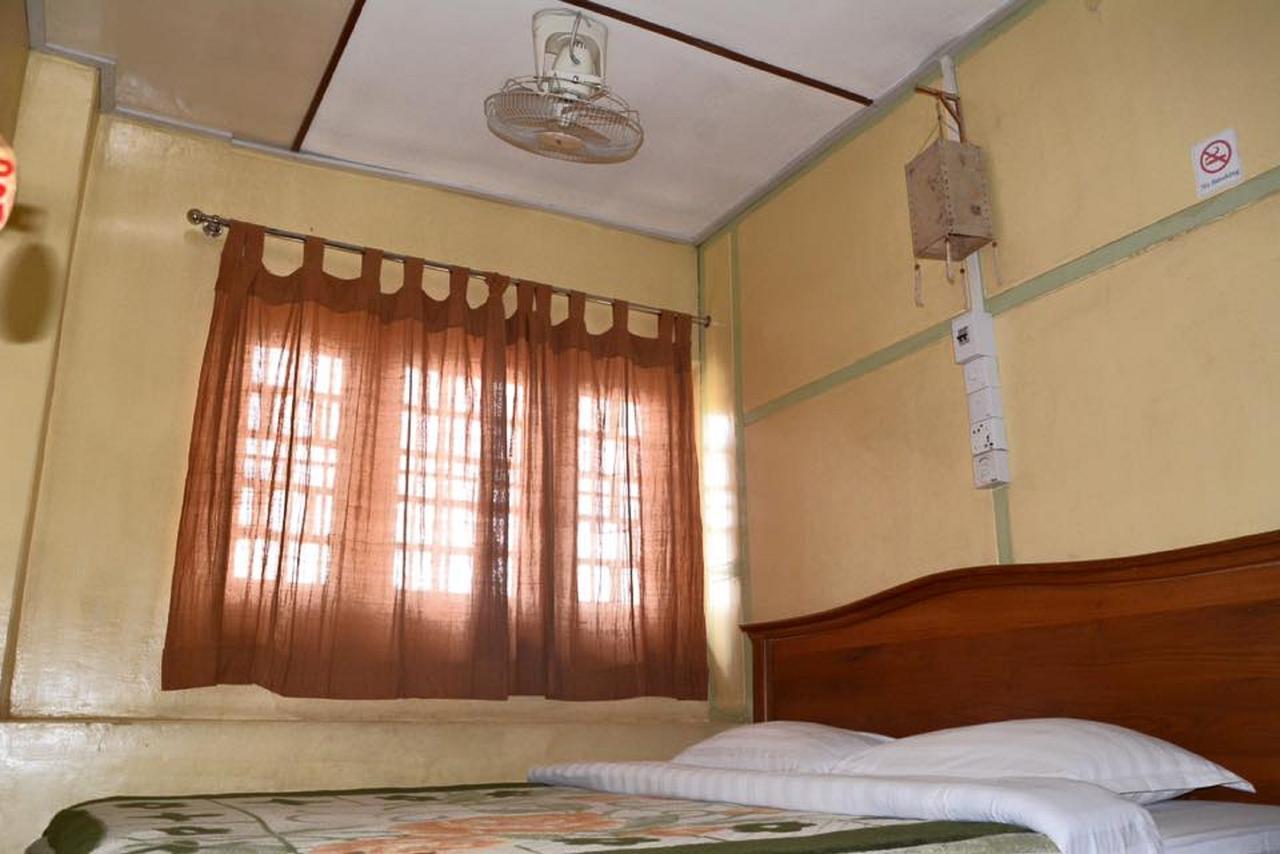 Yee Shin Guest House Хсипау Екстериор снимка
